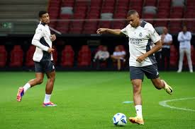 飞盘队训练 飞盘队训练